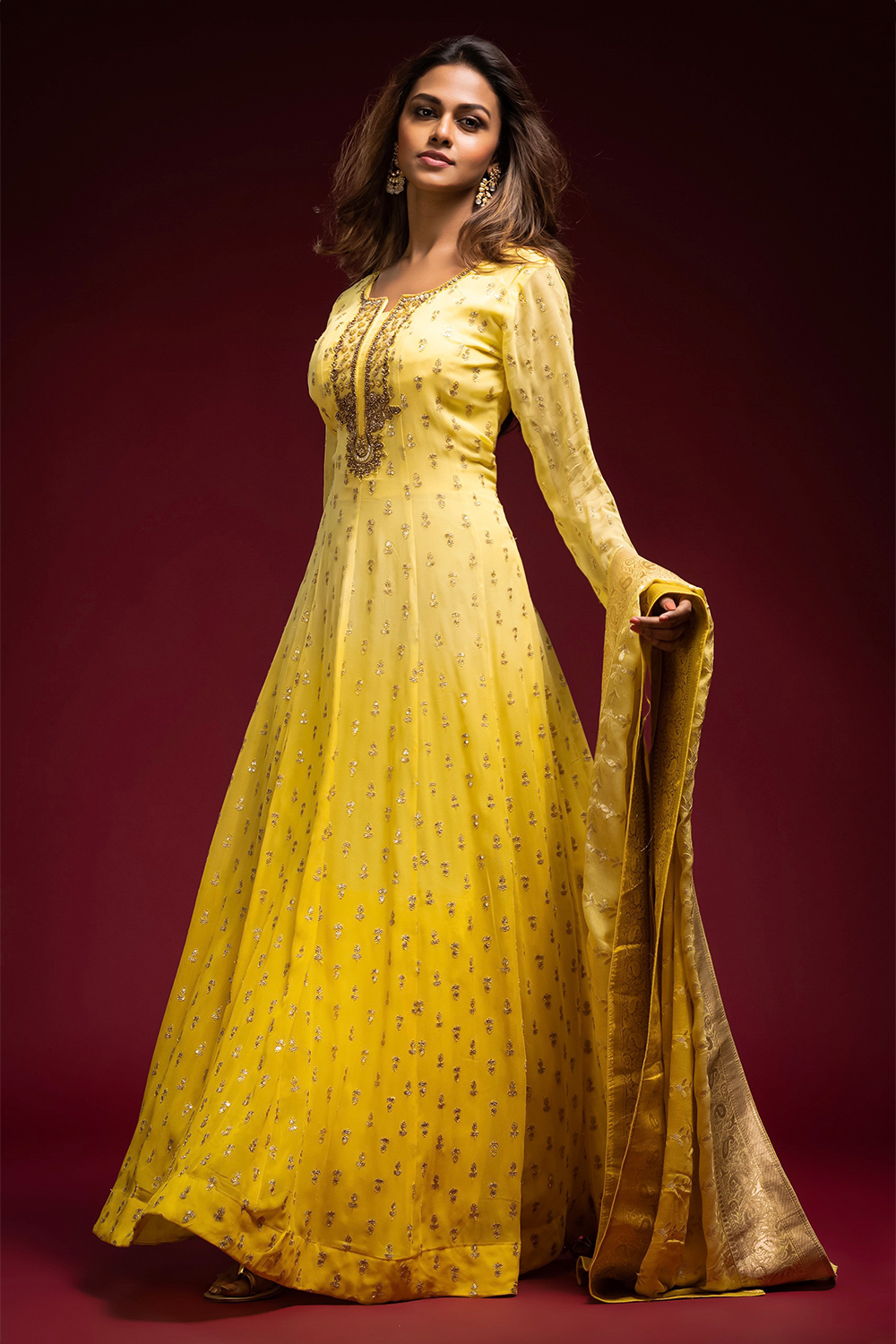 Elegant Mermaid Yellow Prom Dresses 2023 With Deep V Neck, Ruffles, And  Tiered Skirt Perfect For Formal Occasions And Evening Events In 2024 From  Queenshoebox, $188.68 | DHgate.Com